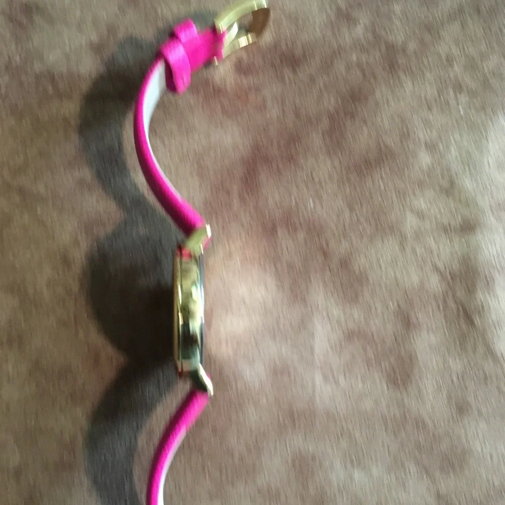 KATE SPADE METRO NWOT AUTHENTIC GENUINE LEATHER HOT PINK GOLD-TONE WATCH